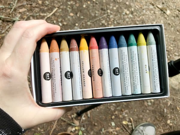 Plein Air Art Supplies: Choosing the Right Paint Box - OutdoorPainter