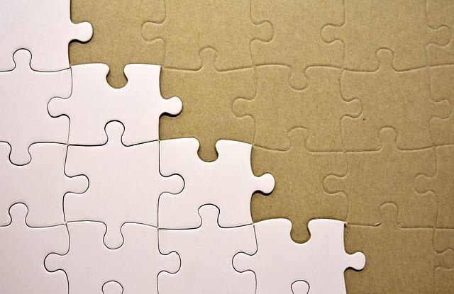 How to Glue & Frame a Jigsaw Puzzle