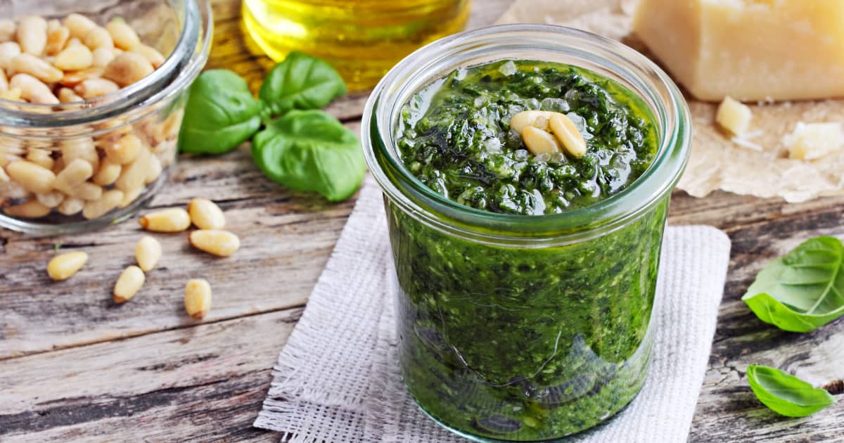 Pesto au basilic et à l'ail