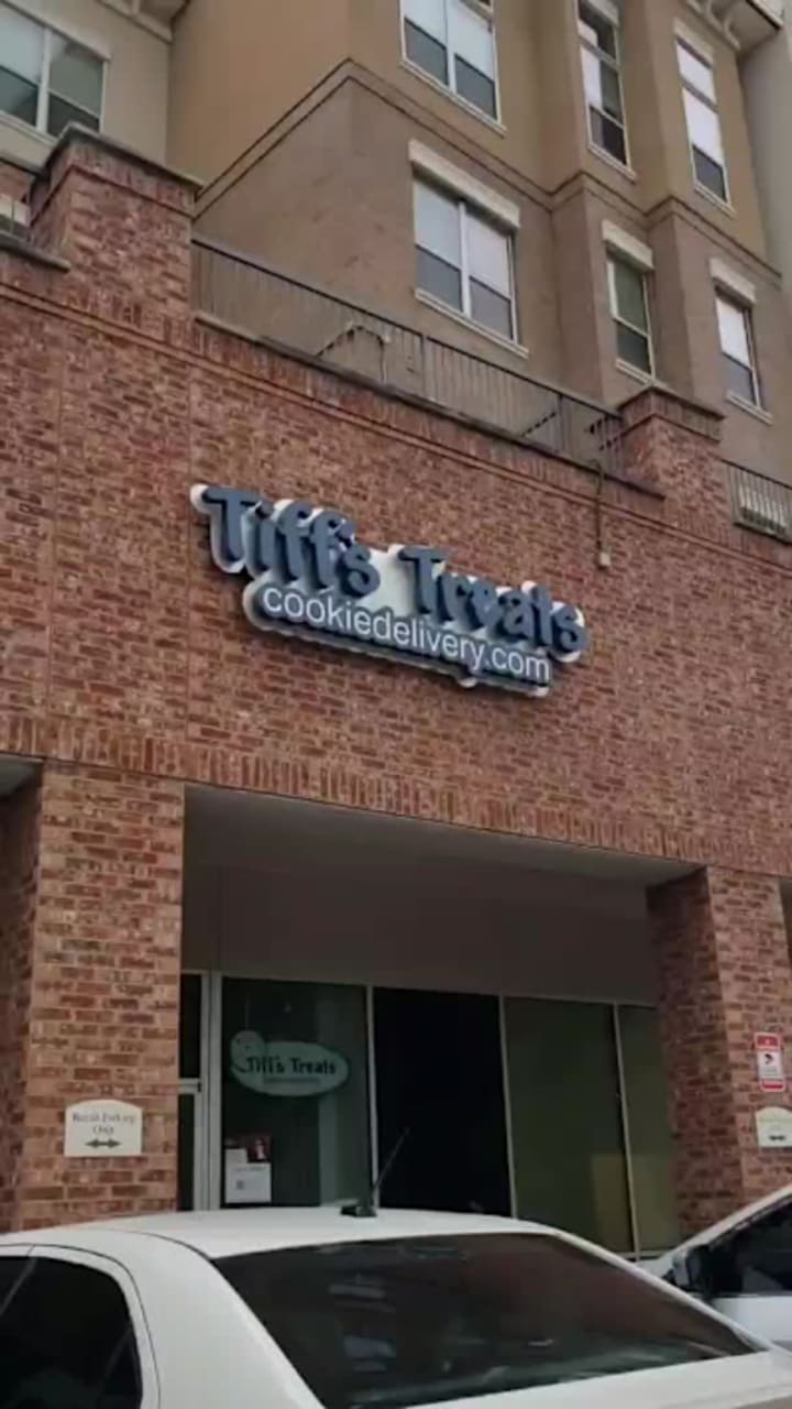 Review media