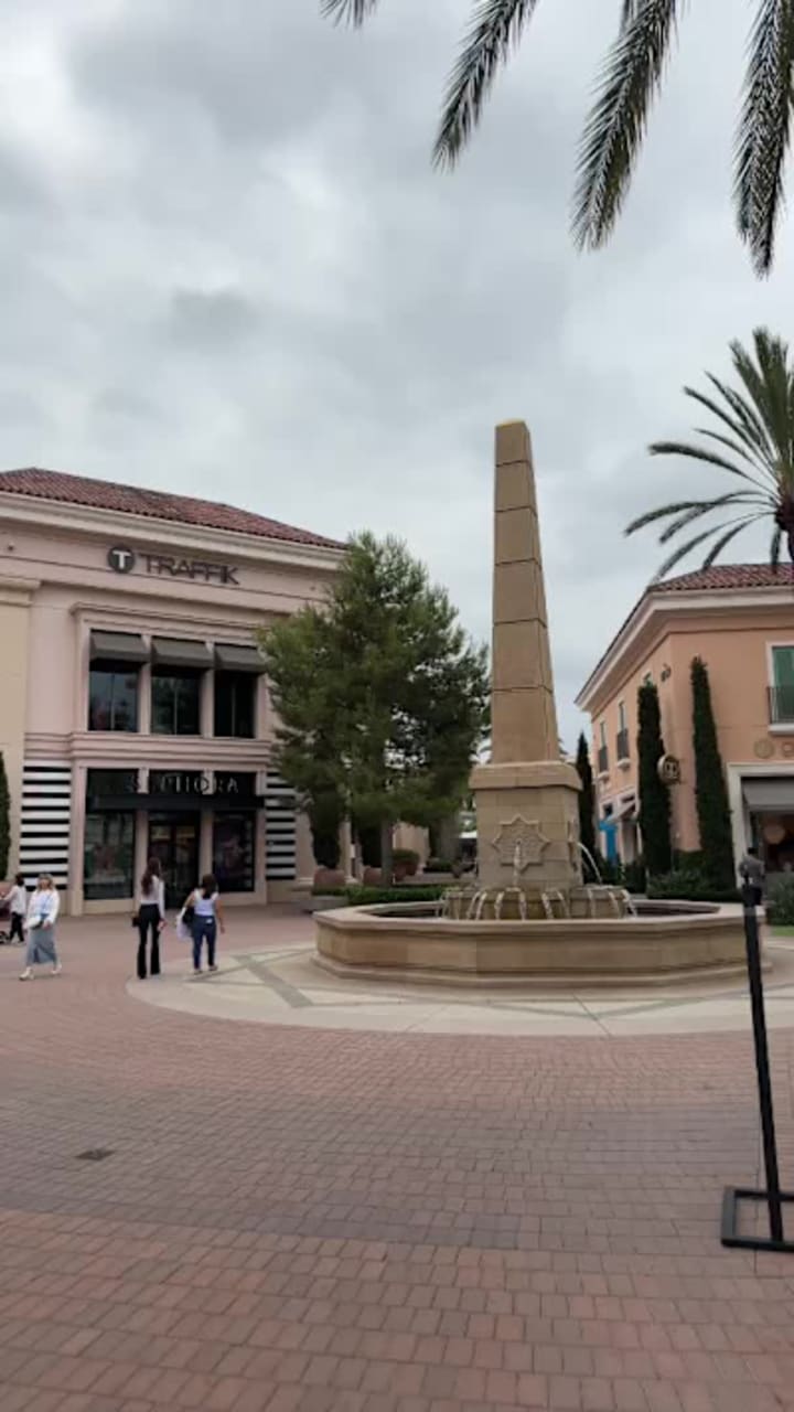 Review media