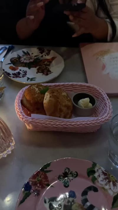 Review media