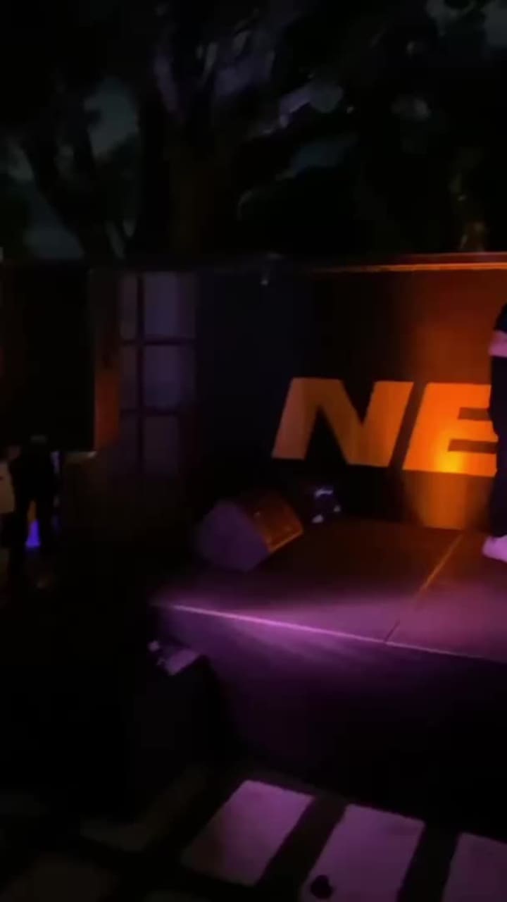 Review media