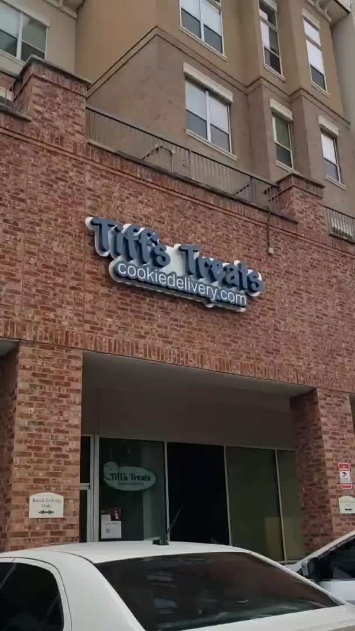 Review media