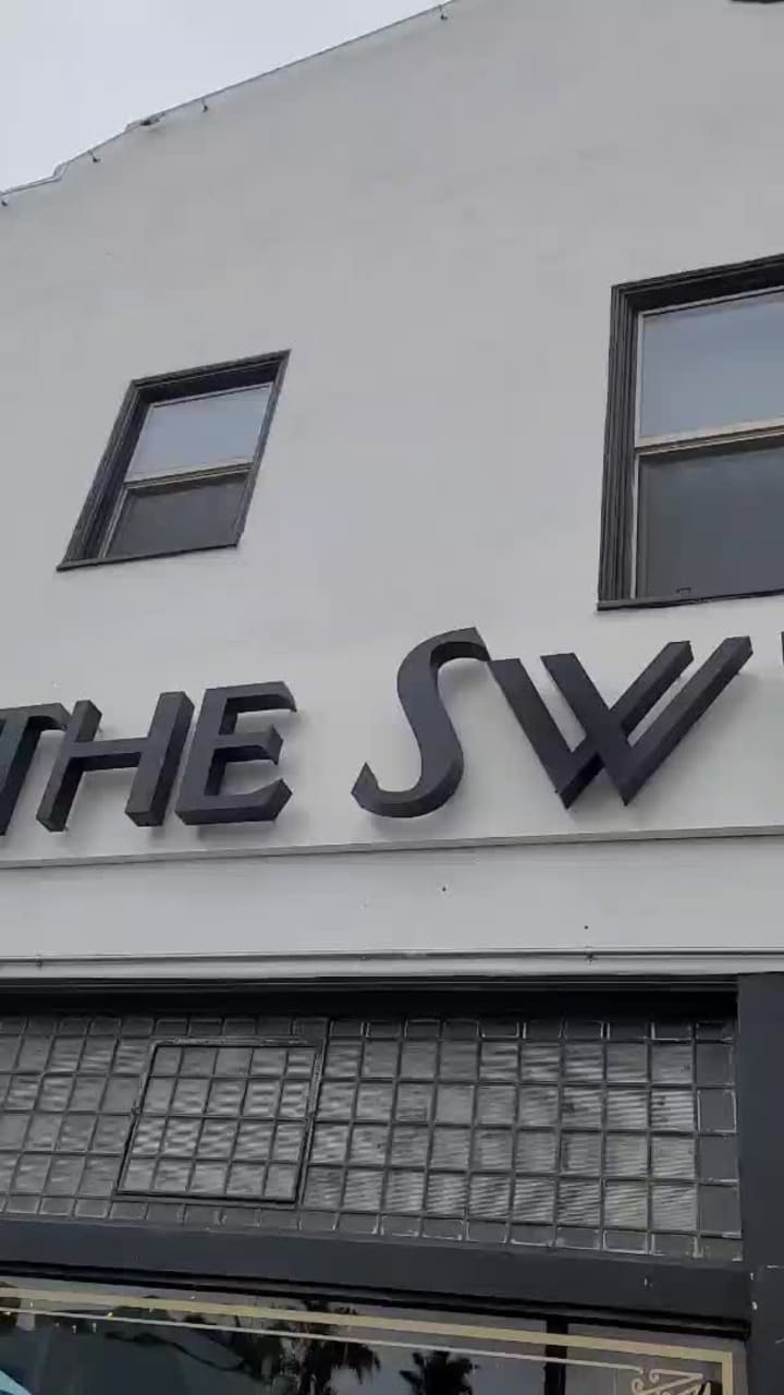 Review media