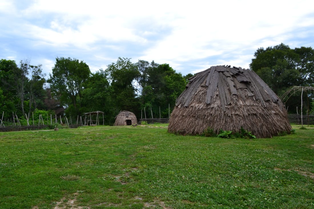 1700s Ganatastwi, or 'small village' image