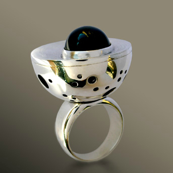 Moonstone2_pziuoy