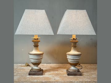 Lamps / Sconces