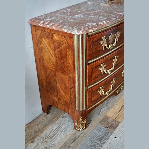 Régence Marquetry Commode