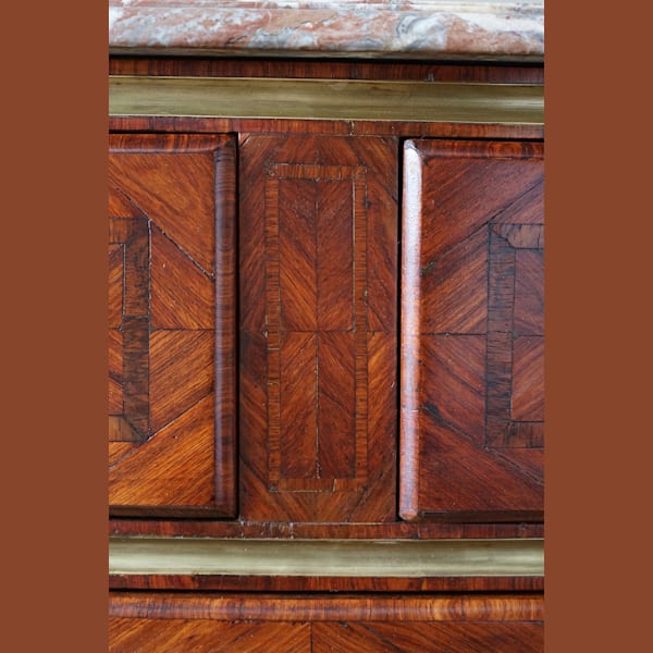 Régence Marquetry Commode