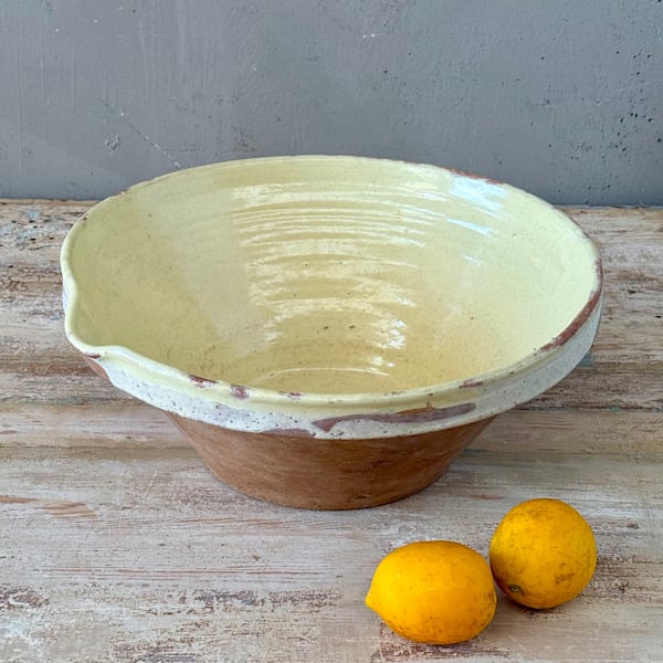 Pale Yellow Terracotta ‘Tian’ Bowl