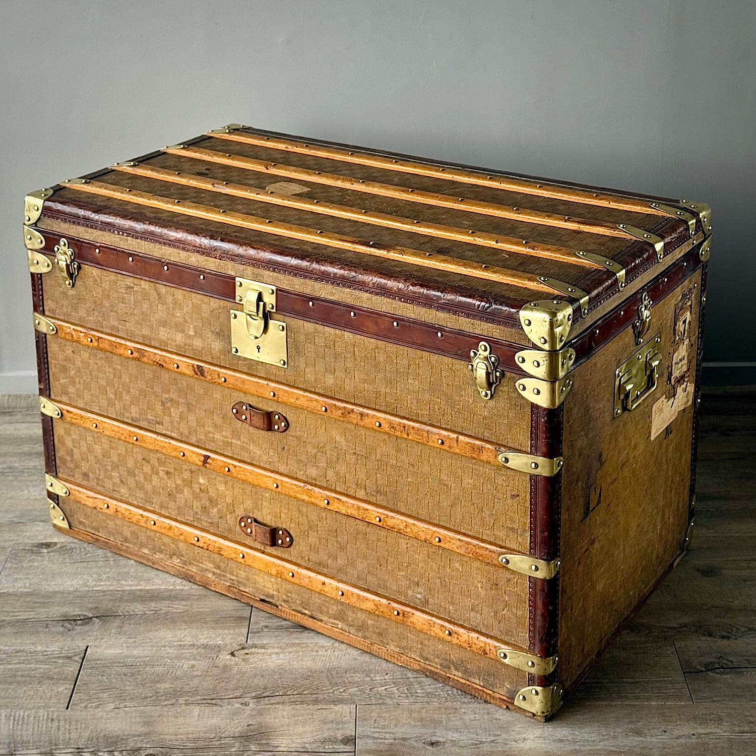 Travel Trunk Rococo Antique French Travelling Trunk | BARAN de BORDEAUX - French Antiques ...