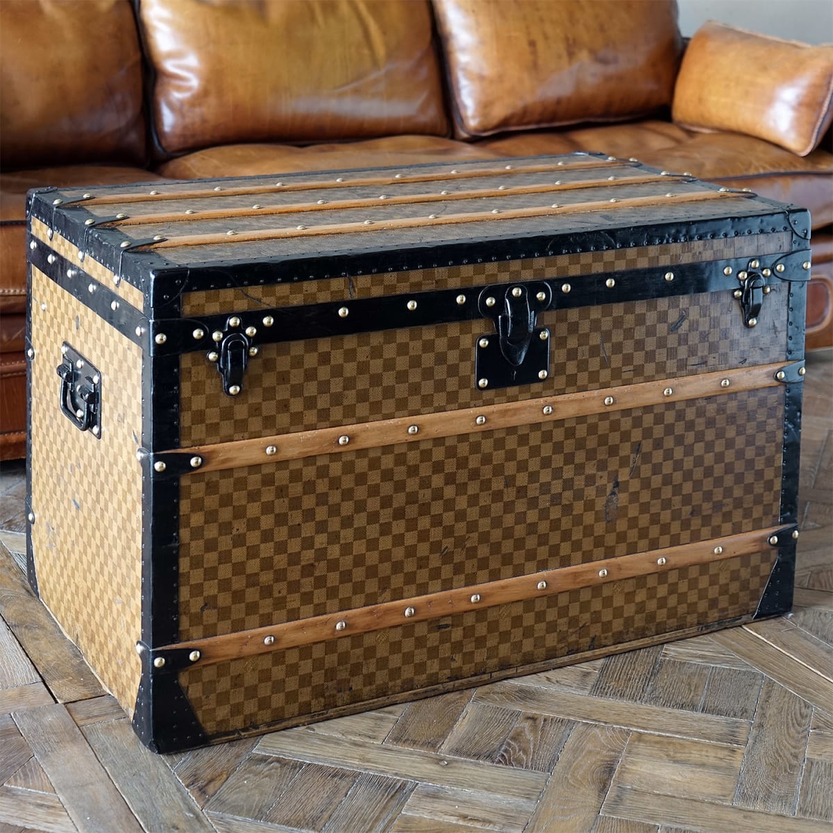 Louis Vuitton Trunk