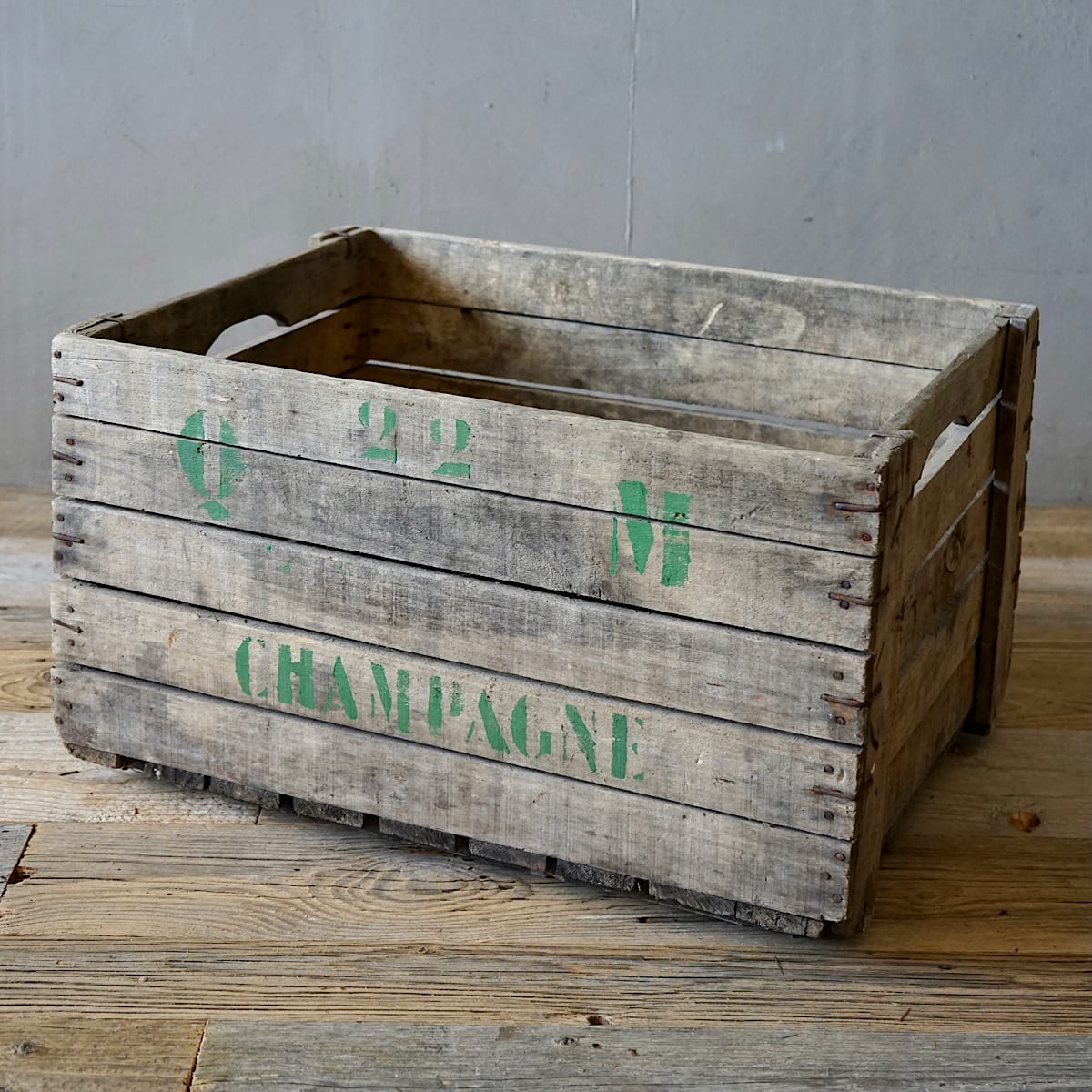 Champagne Harvesting Crate