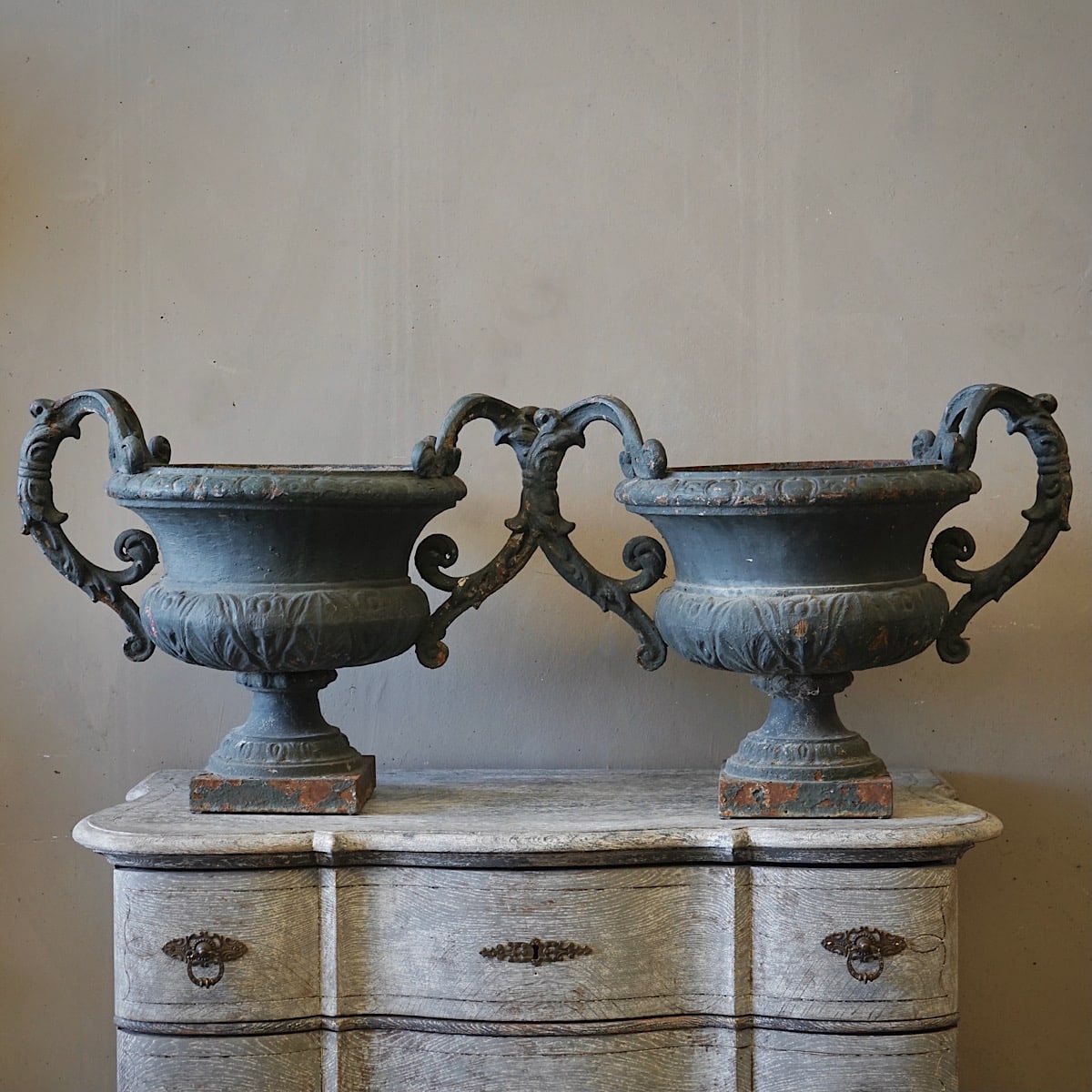 Cast Iron Urns