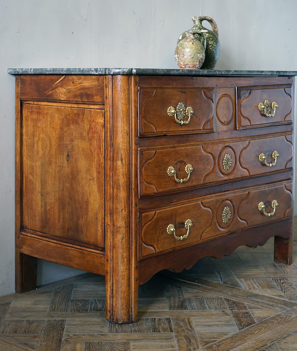 Régence Commode