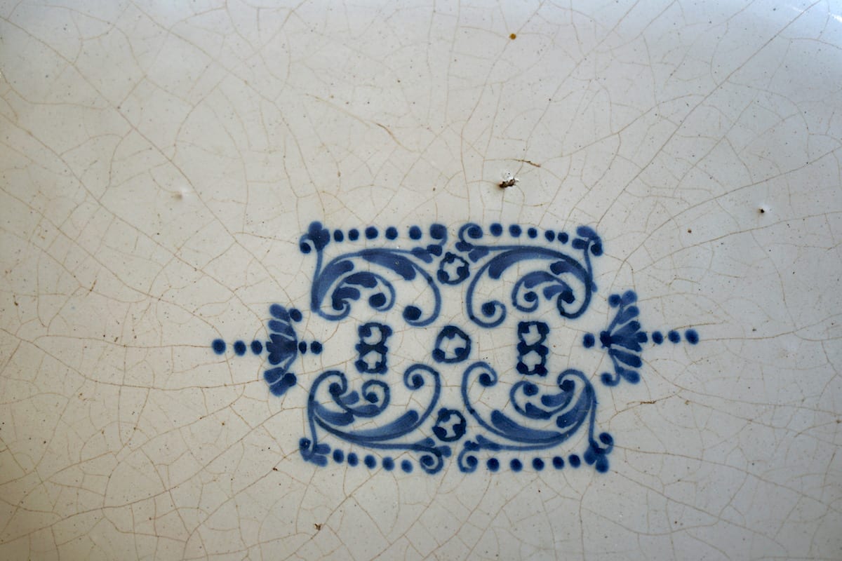 Rouen "Cul Noir" Blue & White Dishes
