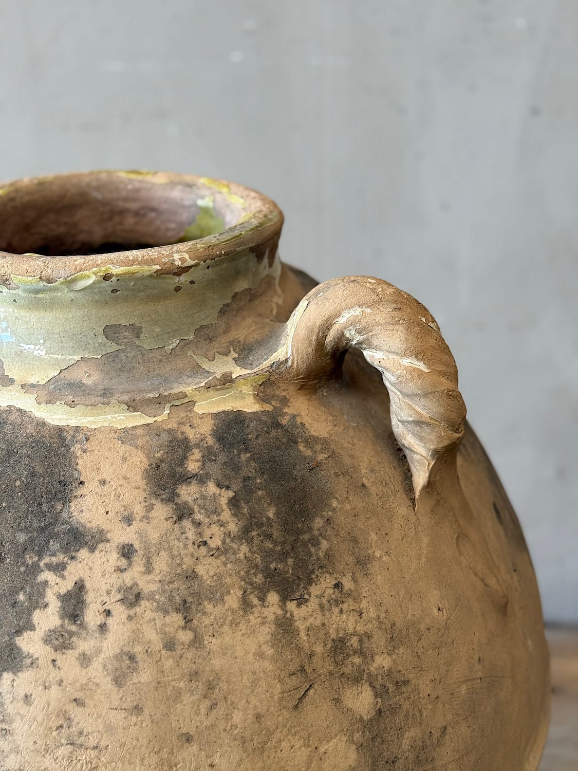 Large Sicilian Terracotta Oil Jar