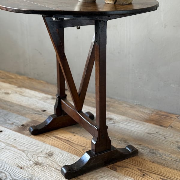 French Walnut Wine Harvest Table