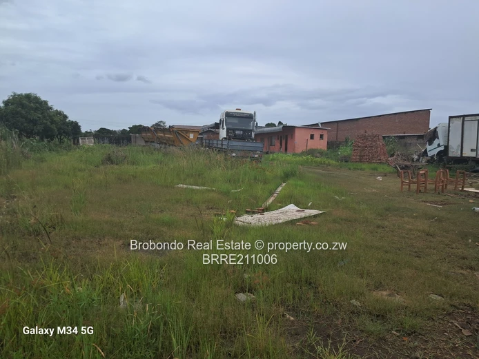 Industrial stand for sale in New Ardebennie - Image 4