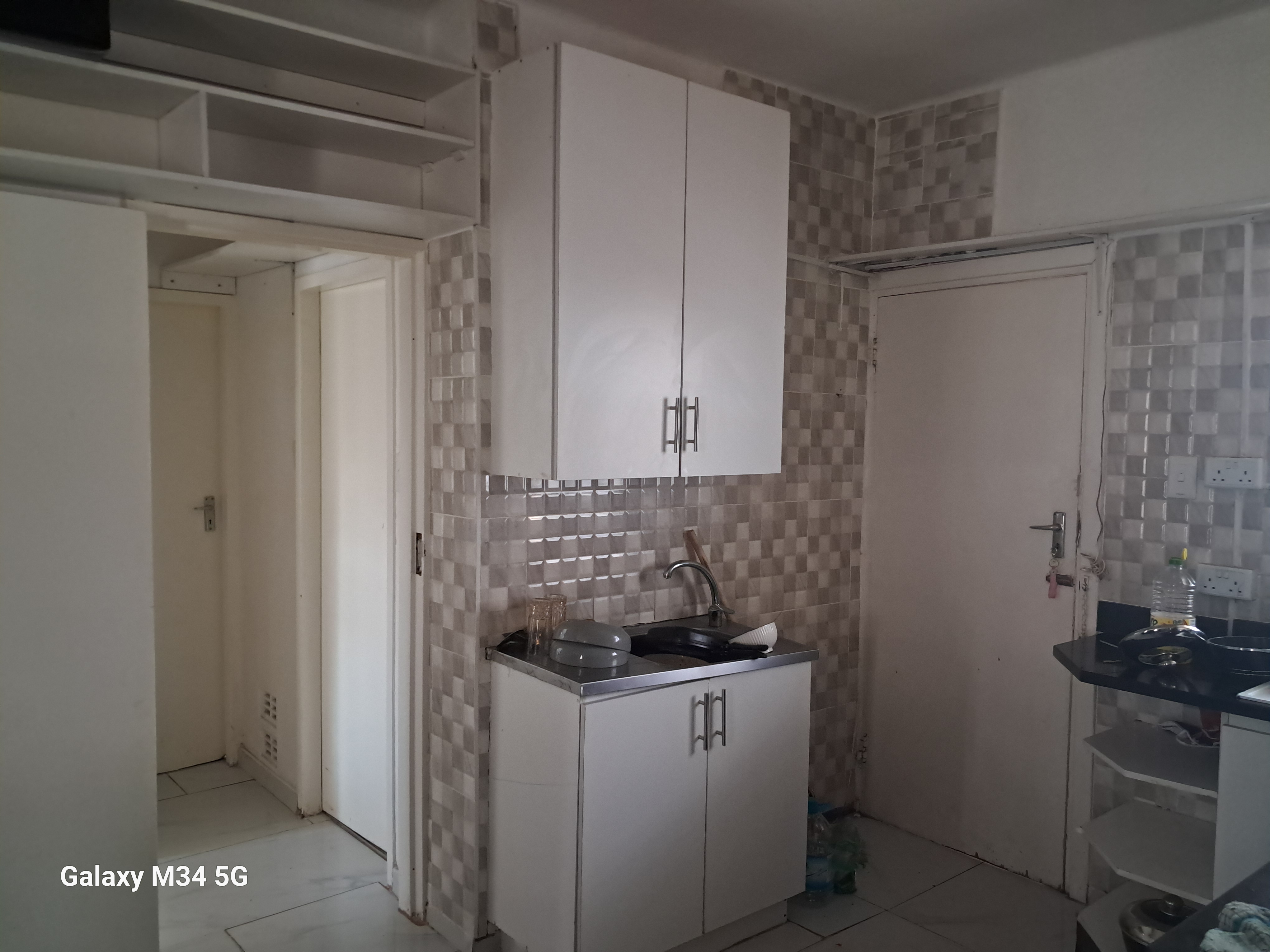 Avenues 1 and half Bed Flat - Image 4