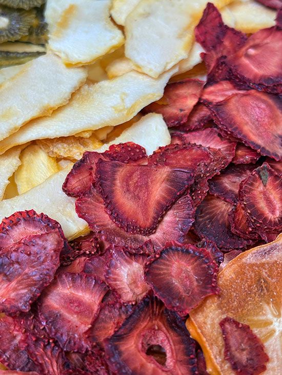 DehydratedFruit-Zoom-Strawbs.jpg