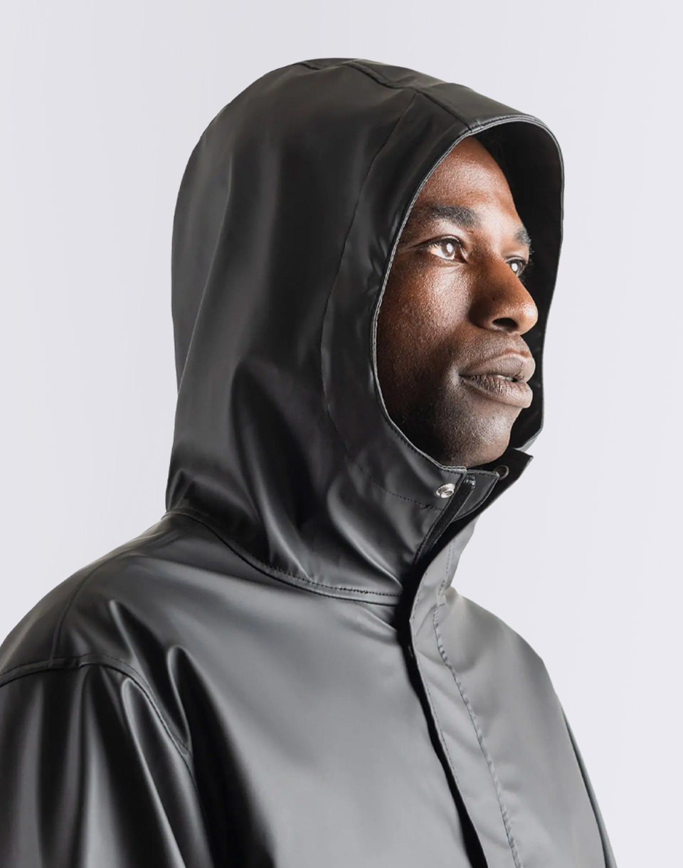 Herschel Supply Long Classic Rain Jacket Men's Black M