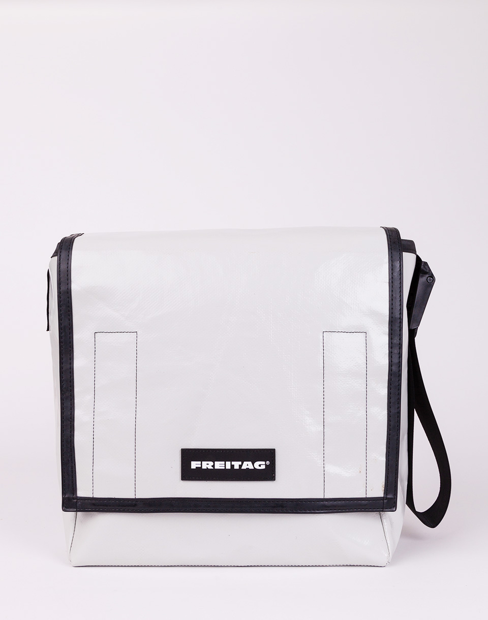 FREITAG F21 Nightclub