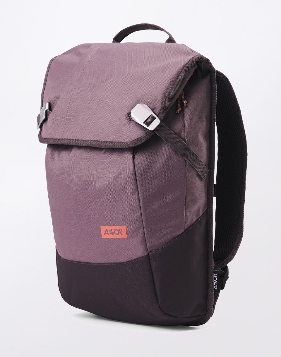 Batoh Aevor Daypack Oxy Purple