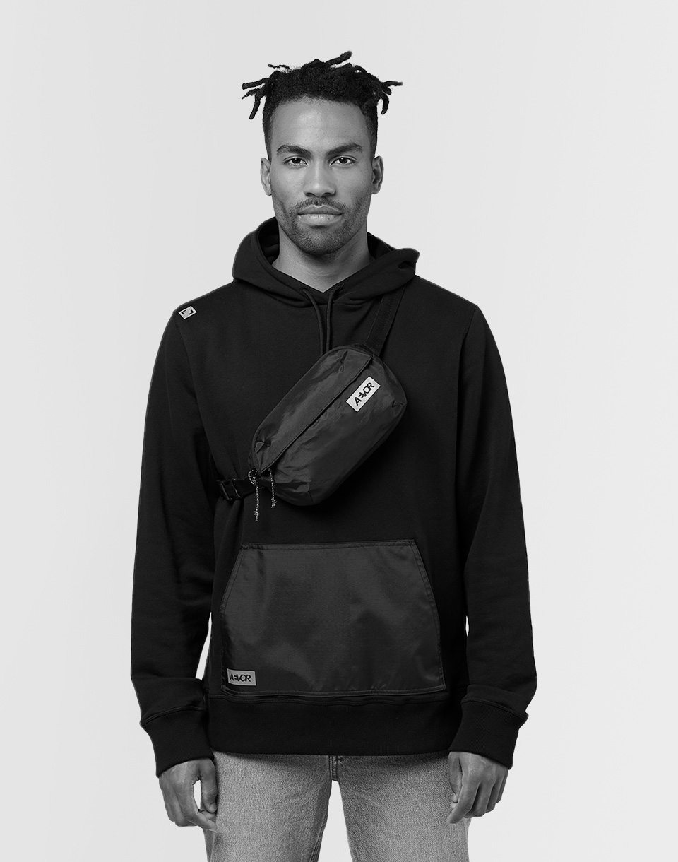 Aevor Hip Bag Ease Ripstop Charcoal Black