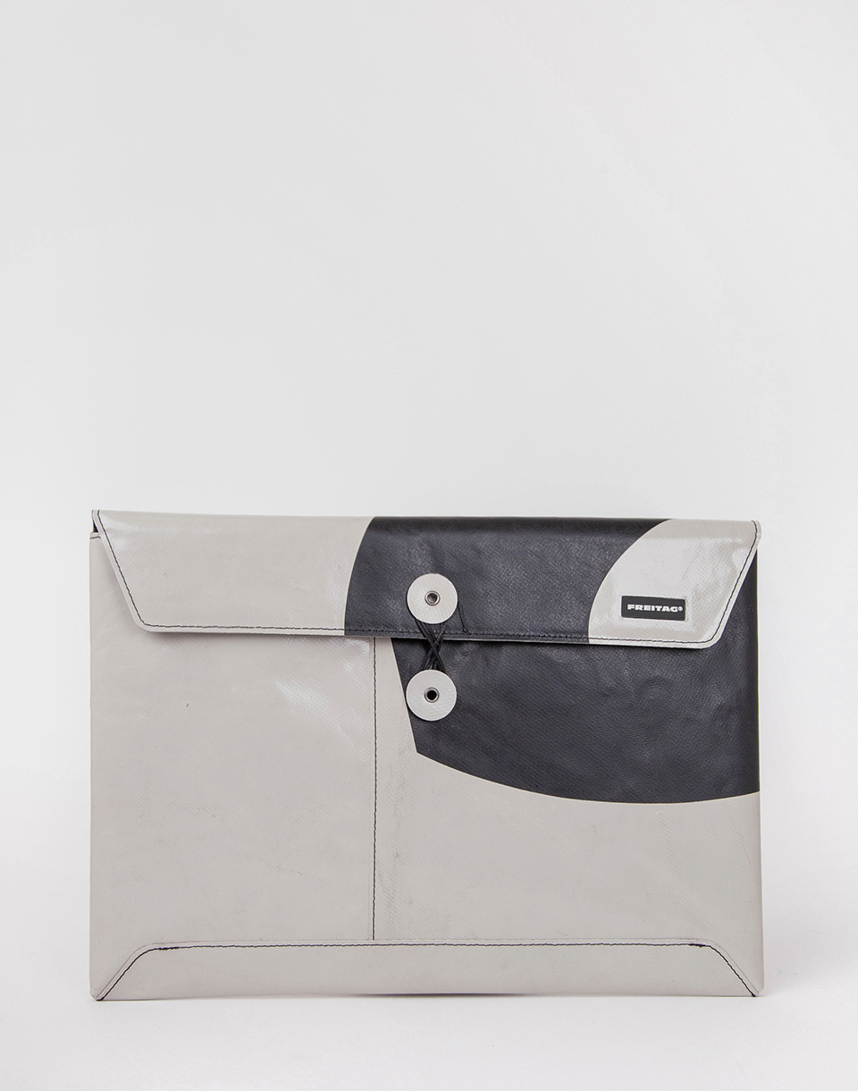 FREITAG F411 Sleeve for Laptop 13"/14"