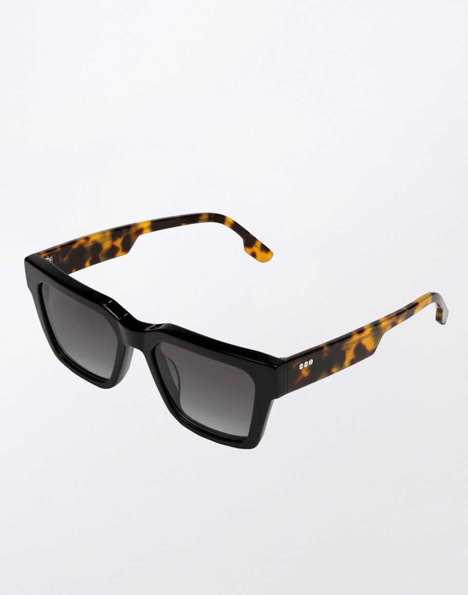 Komono Bob Black/Cavee