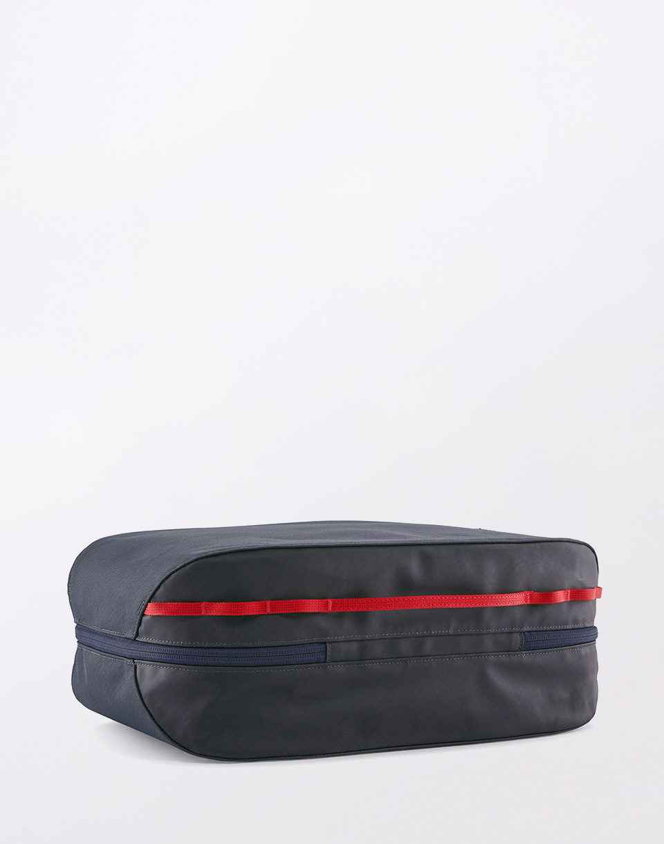 Patagonia Black Hole Cube 14L Smolder Blue w/Amanita Red