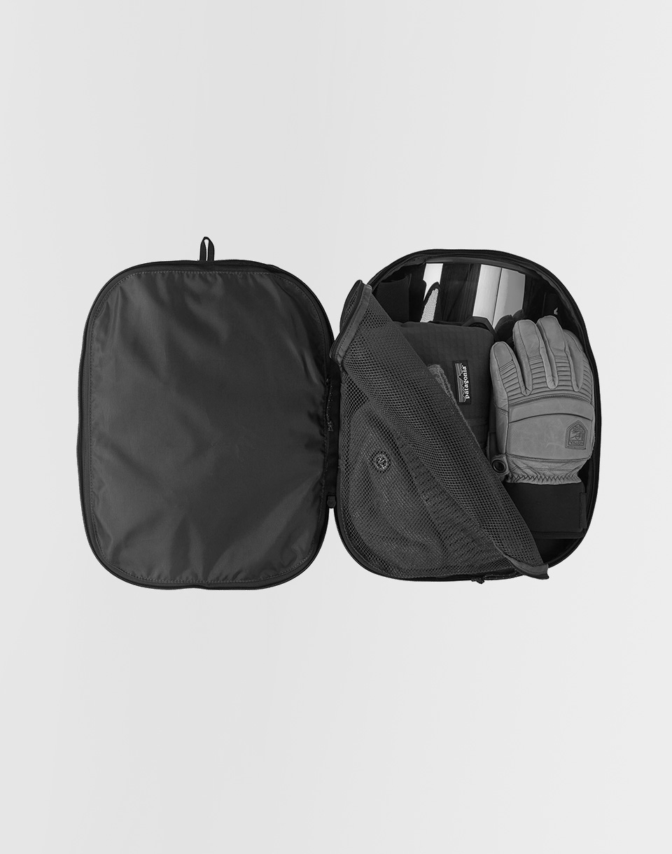Patagonia Black Hole Cube 14L Smolder Blue w/Amanita Red
