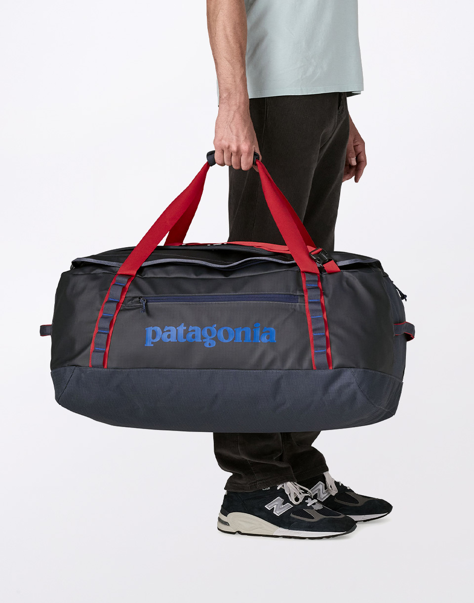 Patagonia Black Hole Duffel 70L Smolder Blue w/Amanita Red