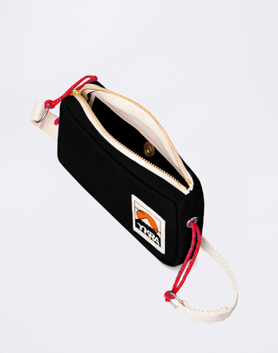 YKRA Travel Case Black