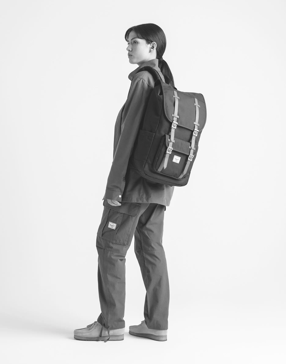 Herschel Supply Little America Woodland Camo/Black Label