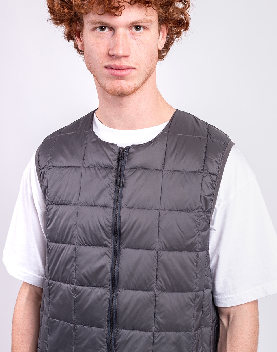 Taion Crew Neck Zip Down Vest D.CHARCOAL M