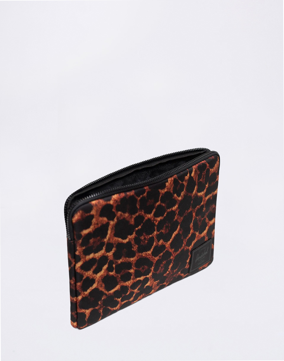 Herschel Supply Anchor 15-16 Inch Sleeve Digi Leopard