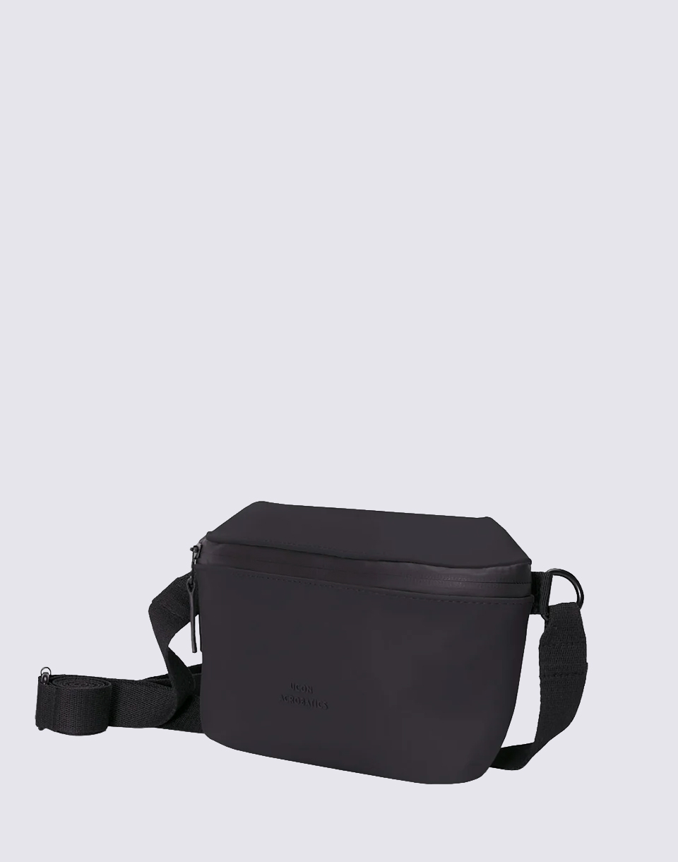 Ucon Acrobatics Jona Medium Lotus Infinity Black
