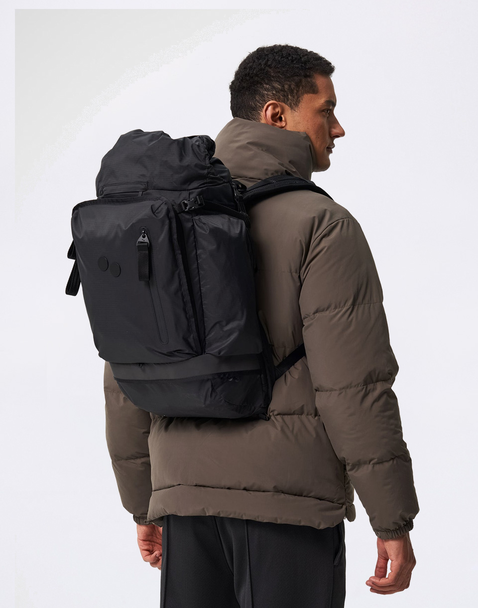 pinqponq Komut Medium Pure Black