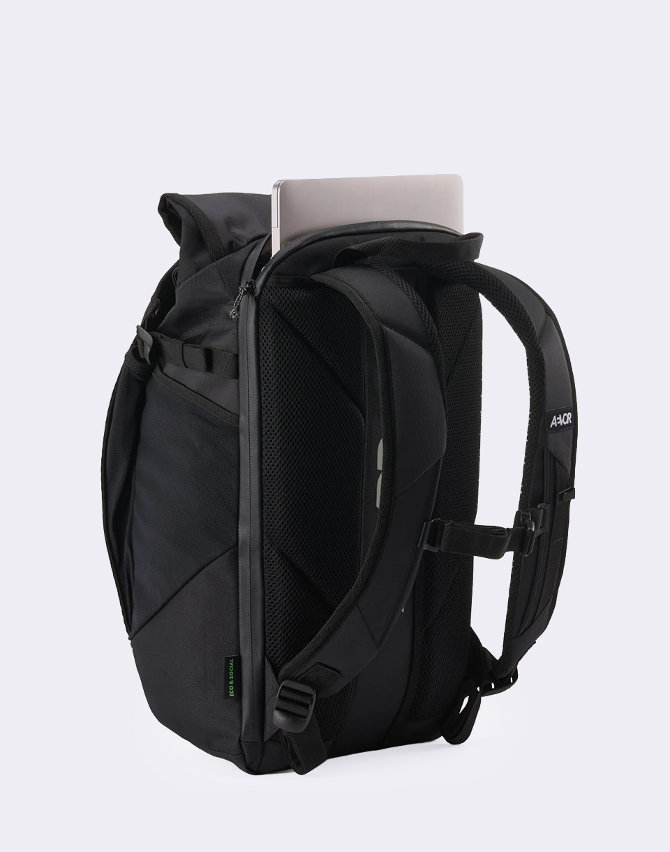 Aevor Roll Pack 2.0 Proof Black
