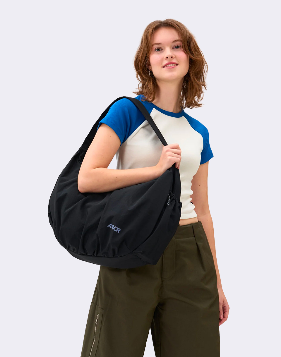 Aevor Slouchy Bag Black