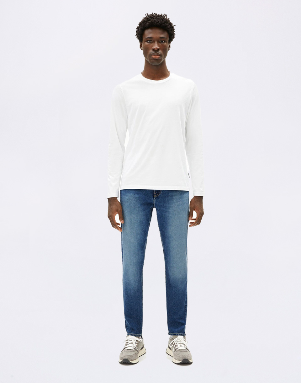 Armedangels Aarjo Tarpa Tapered 2757 dive W32/L32