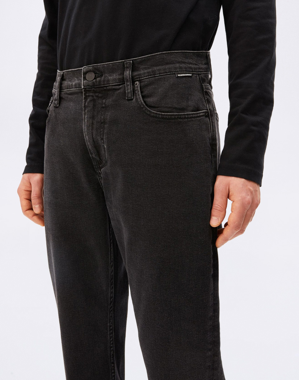 Armedangels Aarjo Tarpa Tapered Recycled 2438 black washed authentic W30/L32
