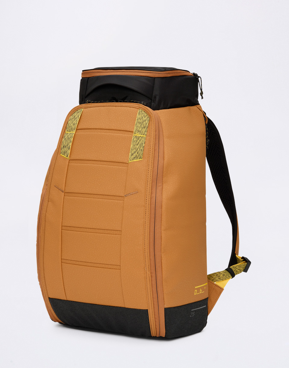 Batoh Db Hugger Backpack 25L Acorn Brown 25 l