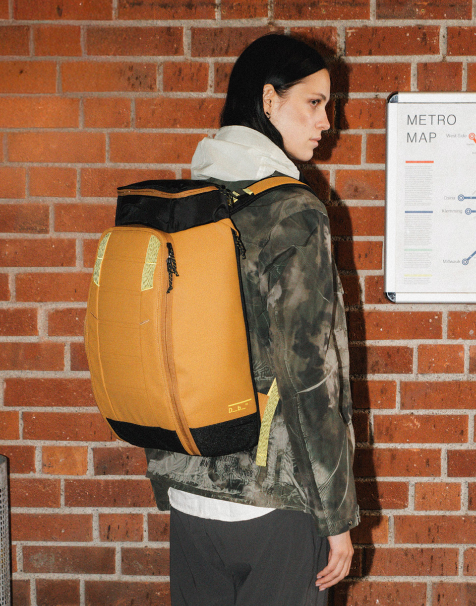 Db Hugger Backpack 25L Acorn Brown