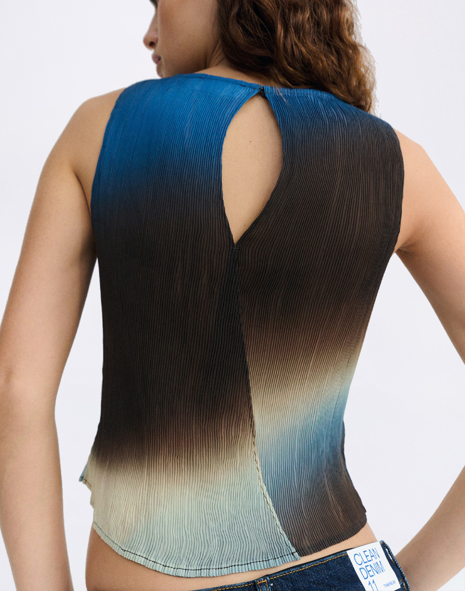 Thinking MU Glass Pleated Dora Top MULTICOLOR L