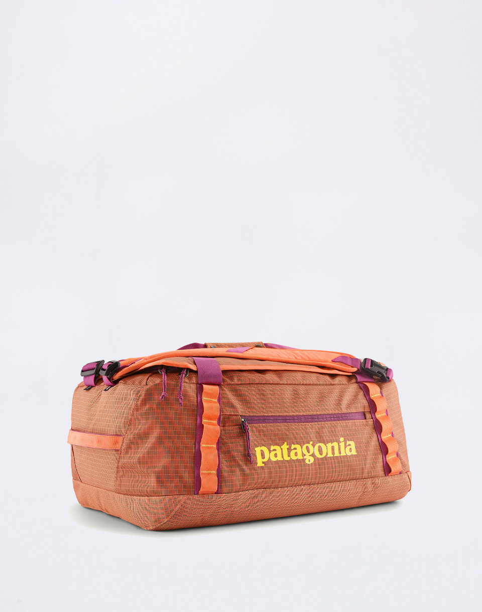 Patagonia Black Hole Duffel 40L Peach Sherbet