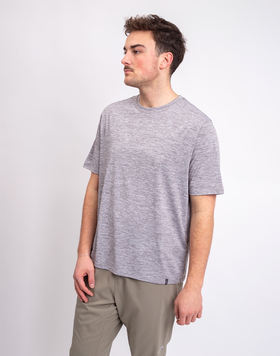 Patagonia M's Capilene® Cool Daily Shirt Feather Grey L